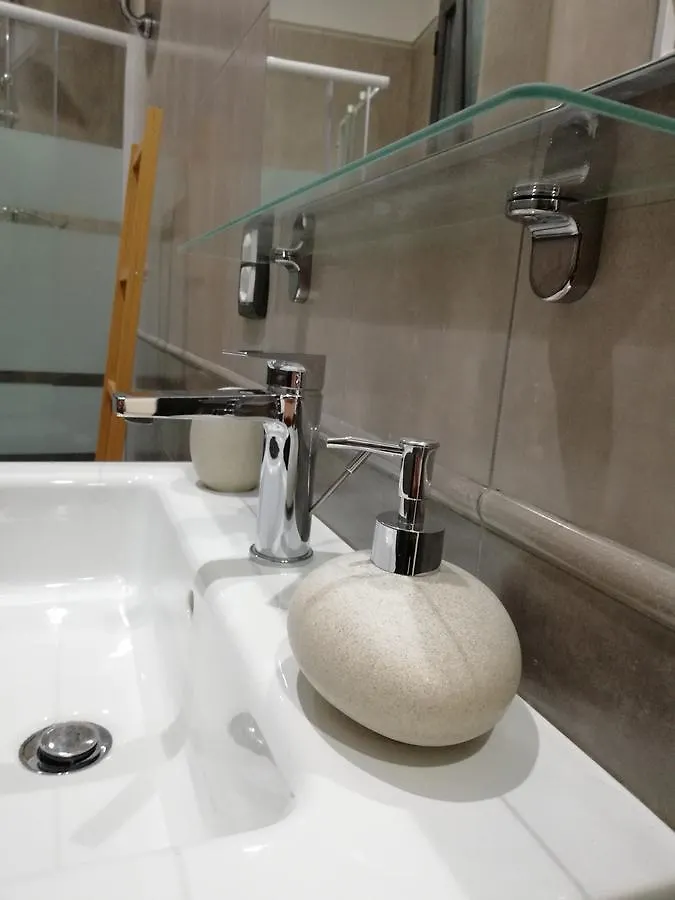 ** Bed & Breakfast B&B Controtempo Reggio Calabria Italy